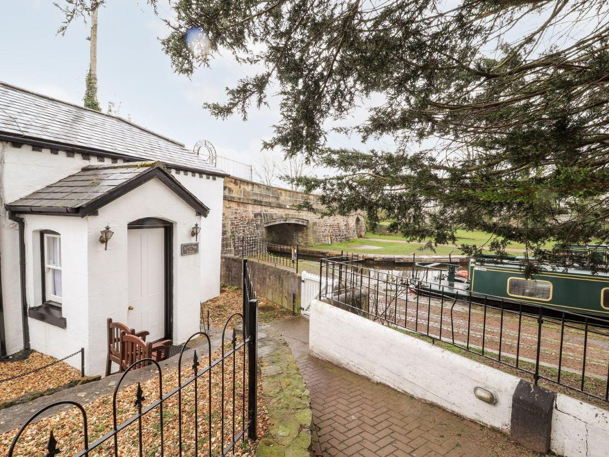 Scotch Hall Cottage Llangollen Exteriör bild